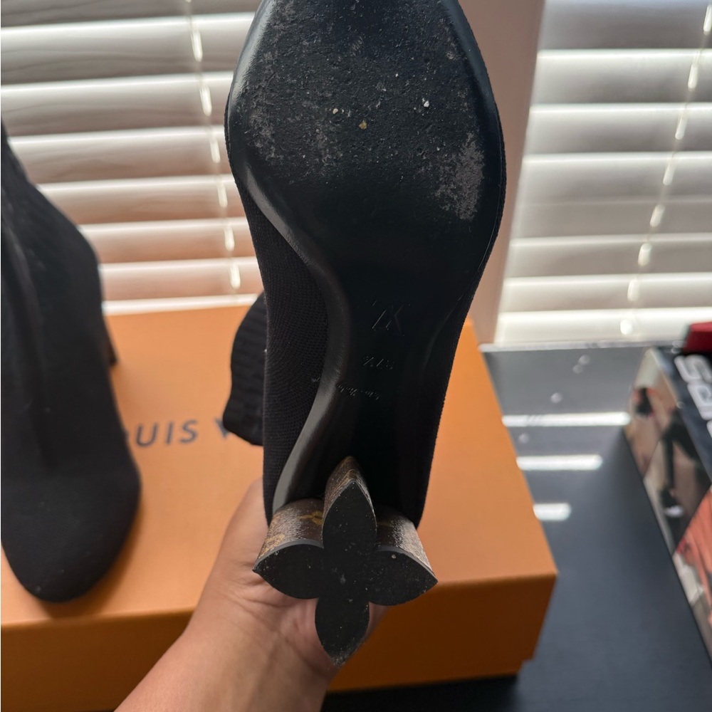 Louis Vuitton Black Heeled Boots - Picture 4 of 8